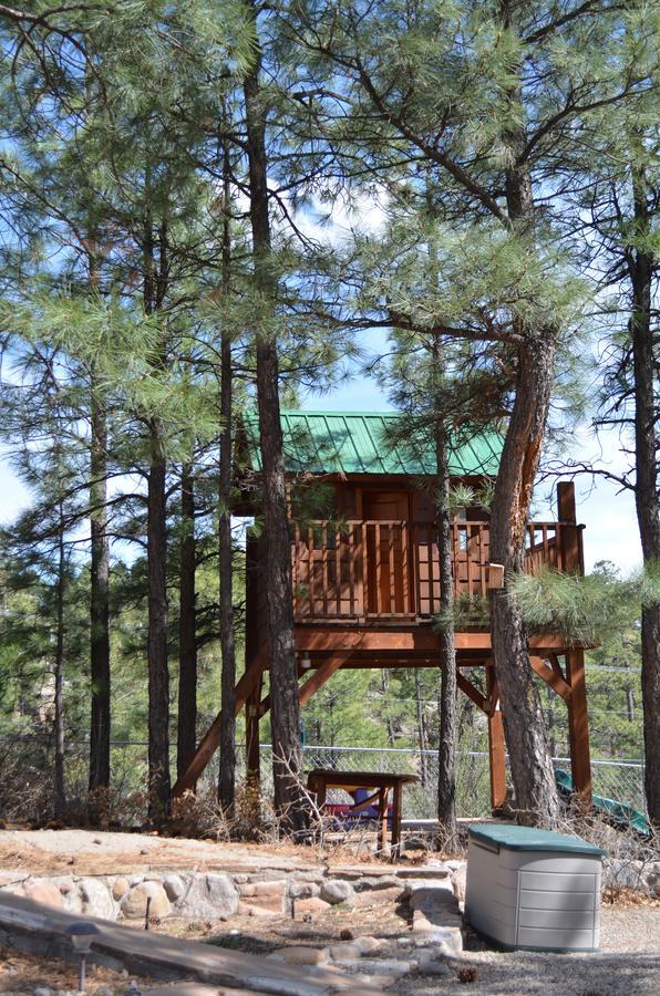 Pueblo Canyon Inn Лос-Аламос Екстер'єр фото